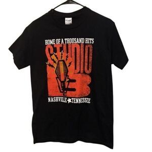 Studio B Nashville Tennessee Size Small T-Shirt *New*